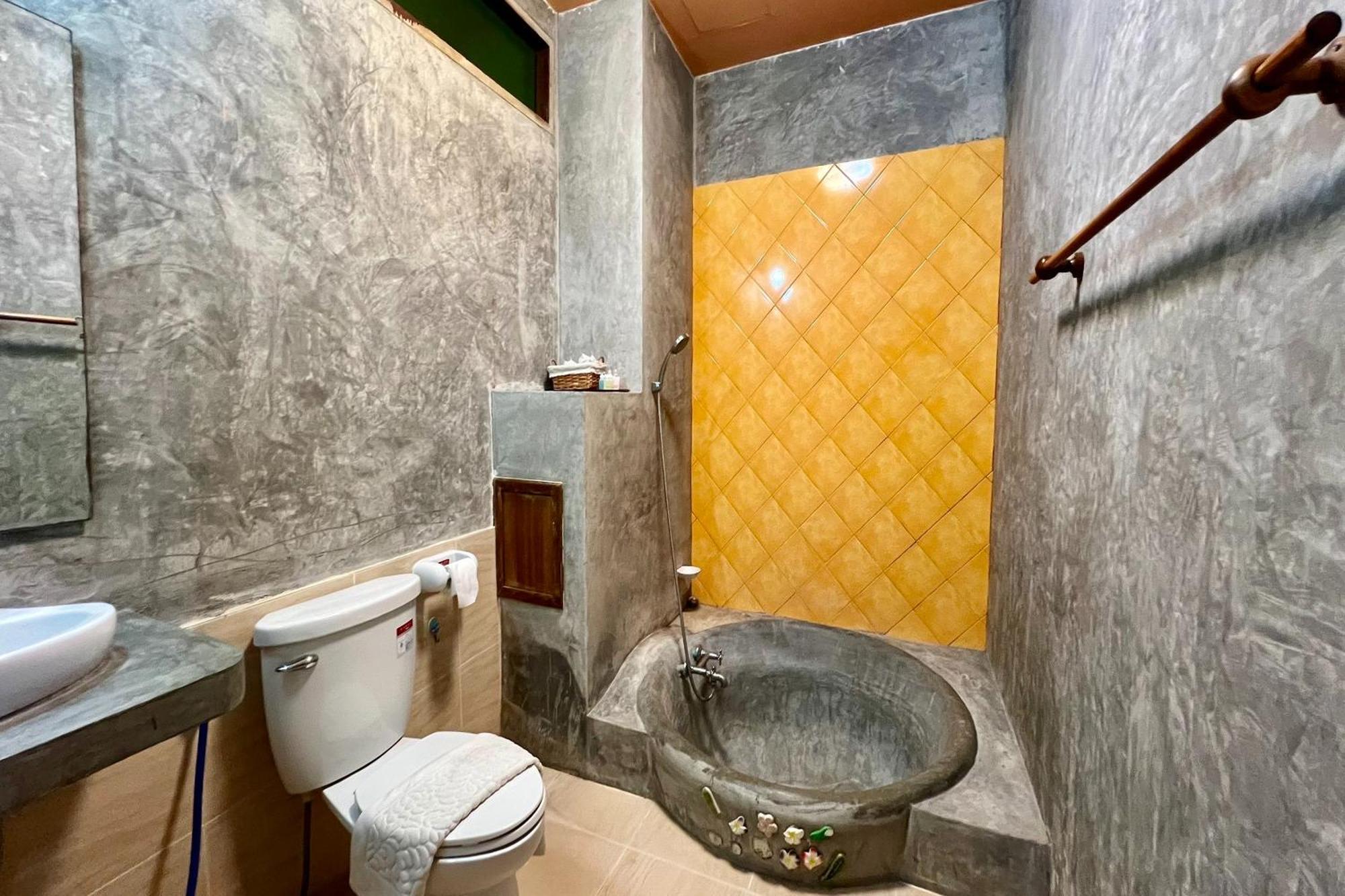 Amethyst Hotel Чиангмай Экстерьер фото
