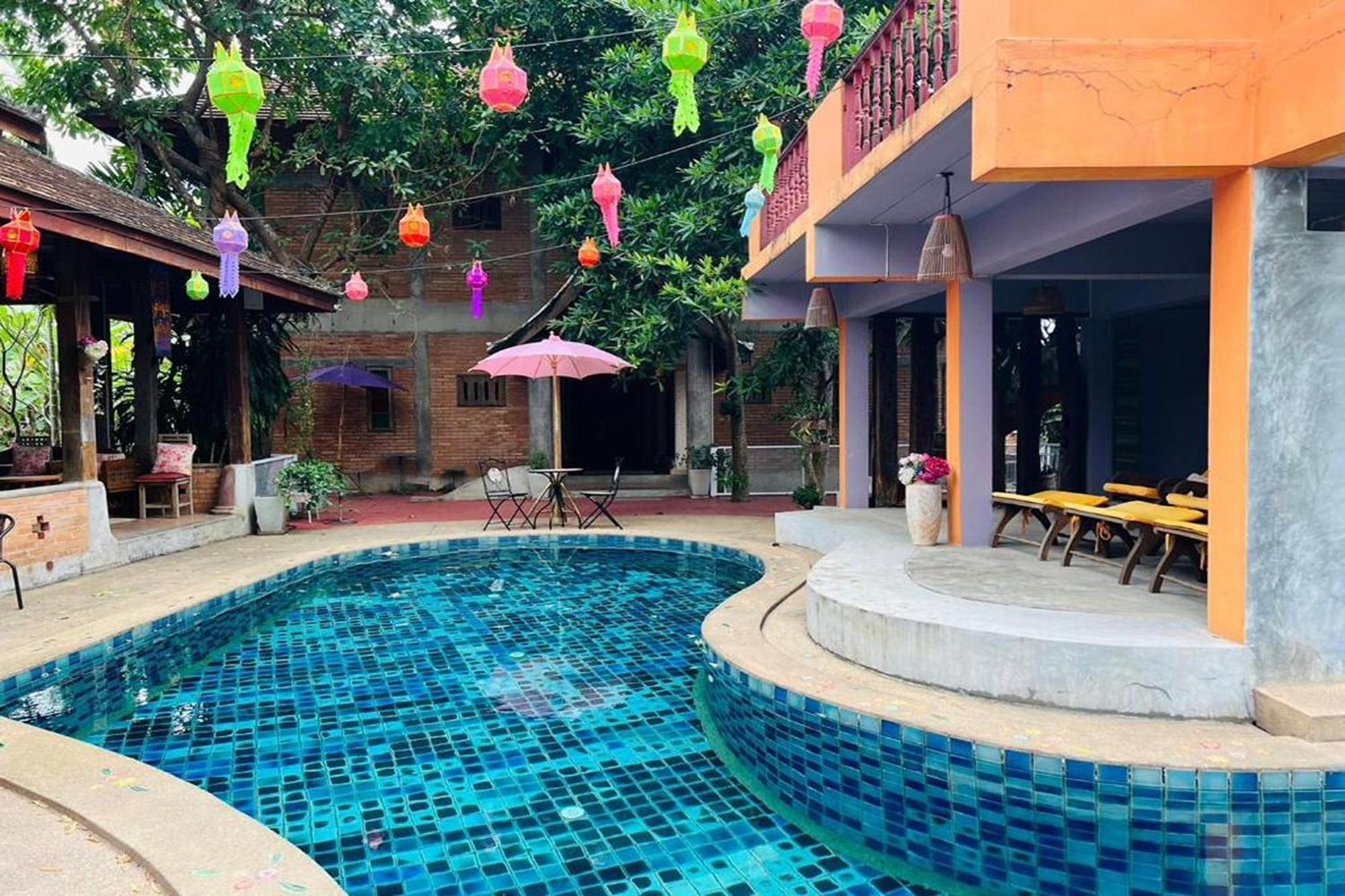 Amethyst Hotel Чиангмай Экстерьер фото